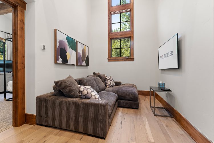 Berg Manor - Image 25