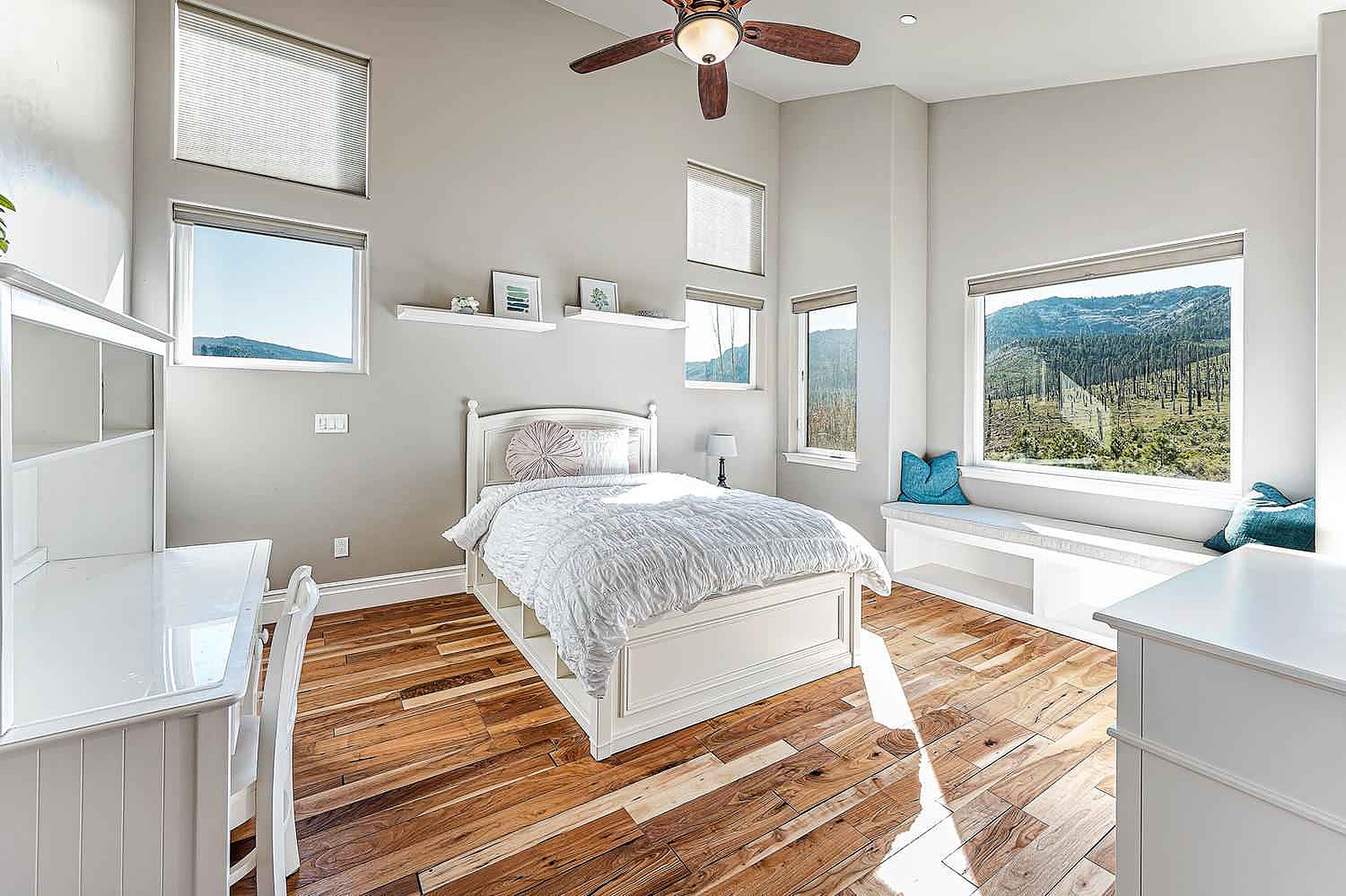 Elk Point Villa - Image 23