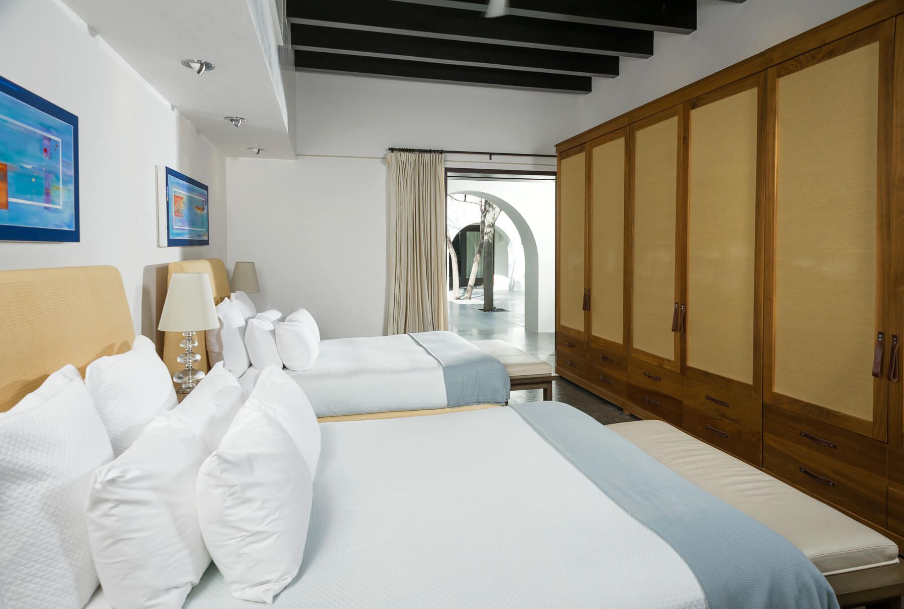 Blue Fan Palm Manor - Image 10