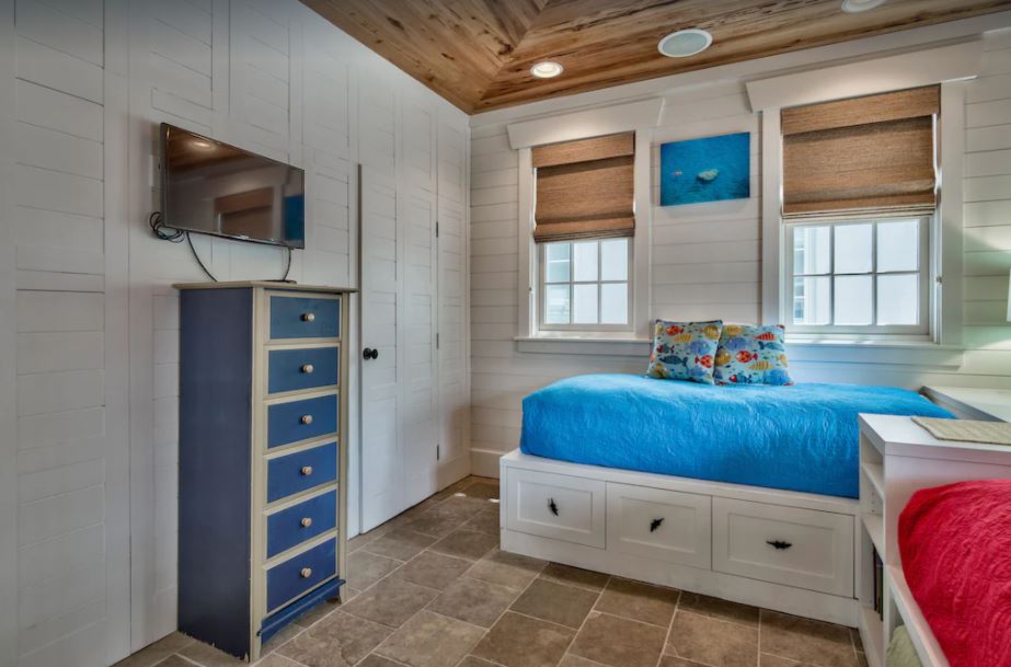 Providence Place - Image 25