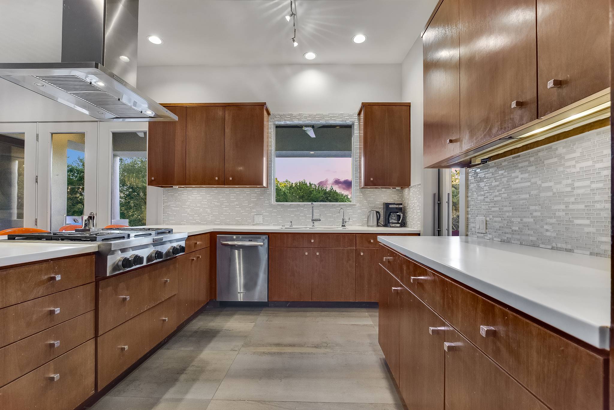 Jefferson Home - Image 12