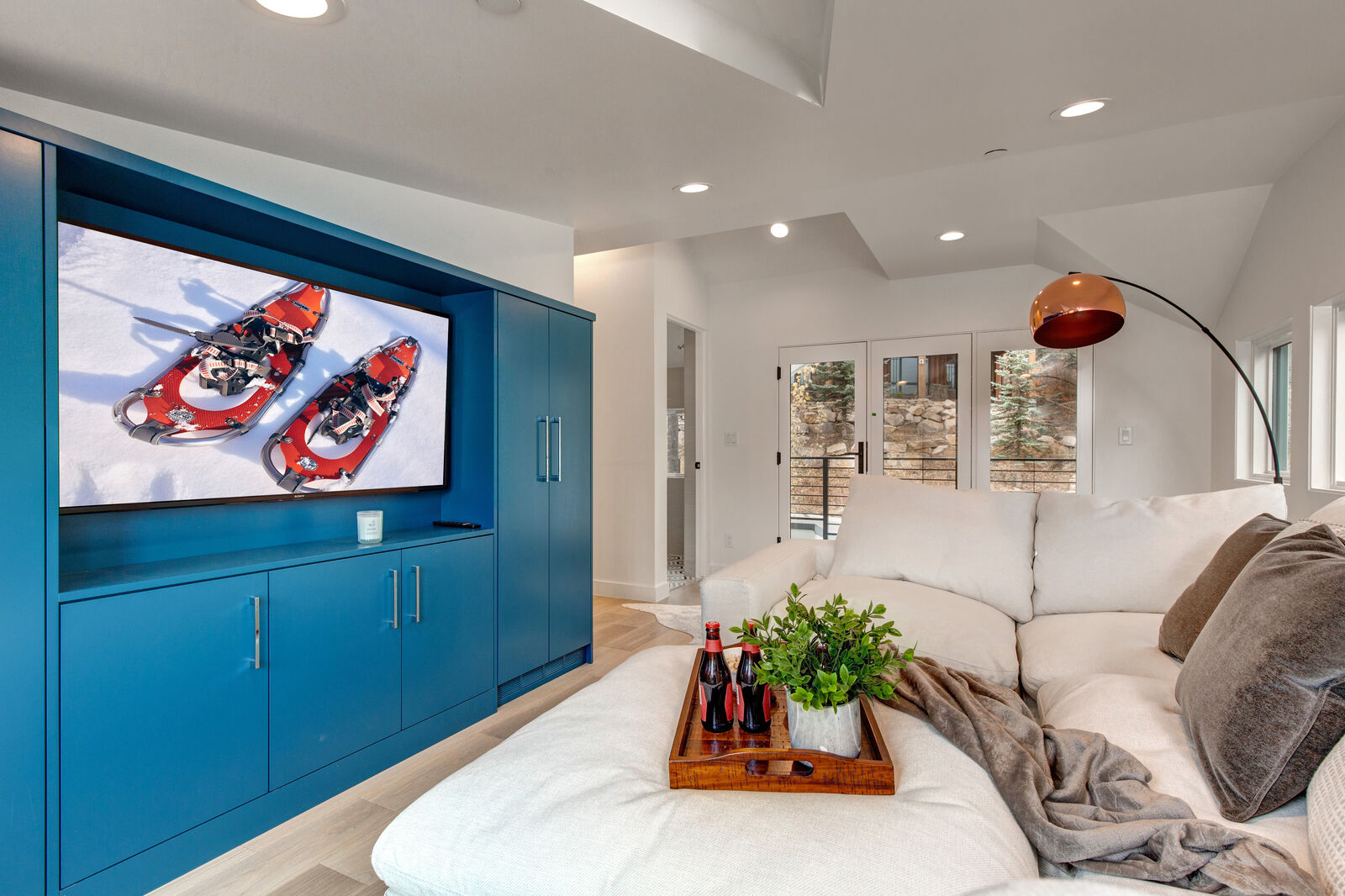 Lowell House - Image 23