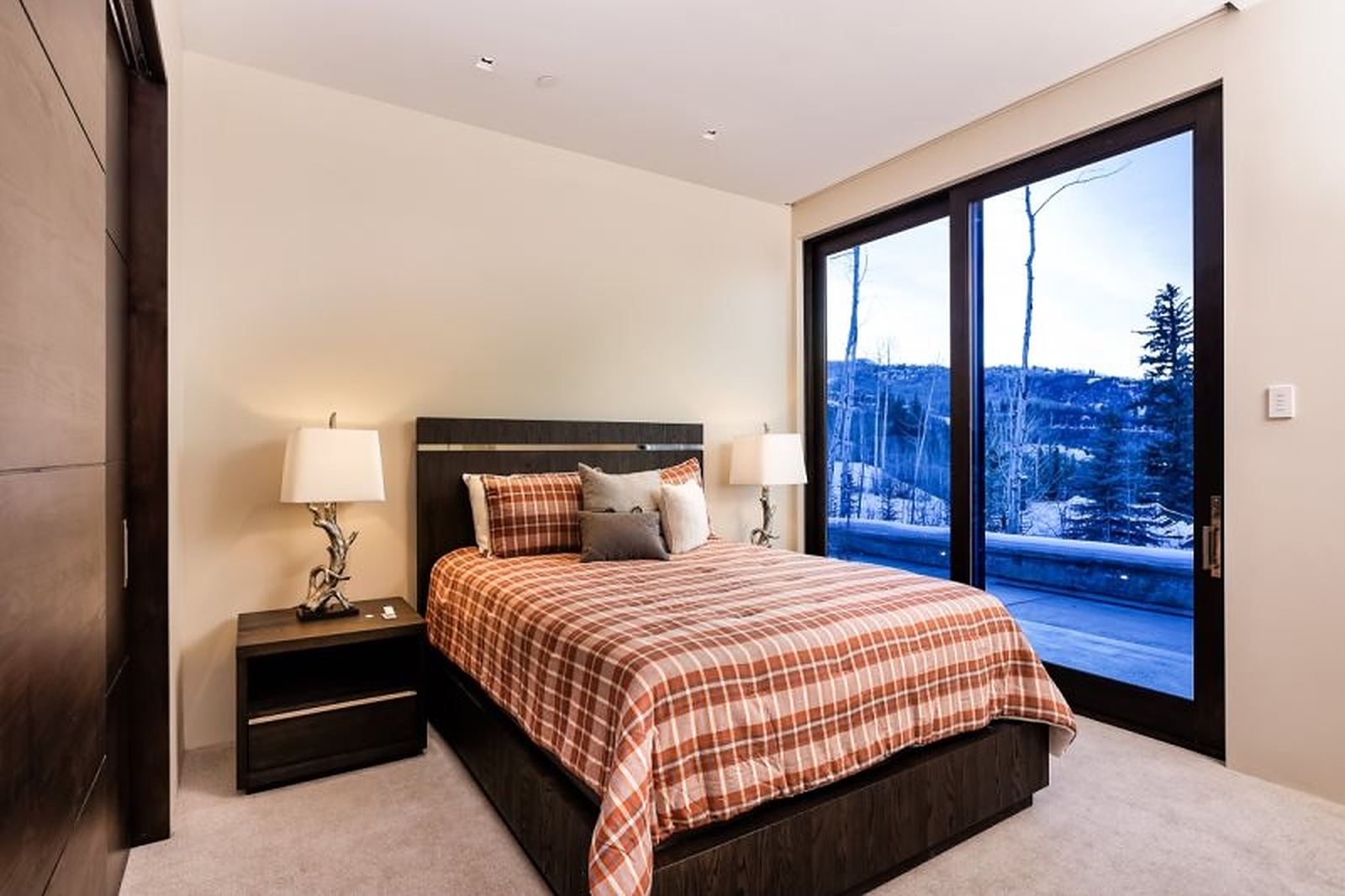 Spruce Place - Image 24