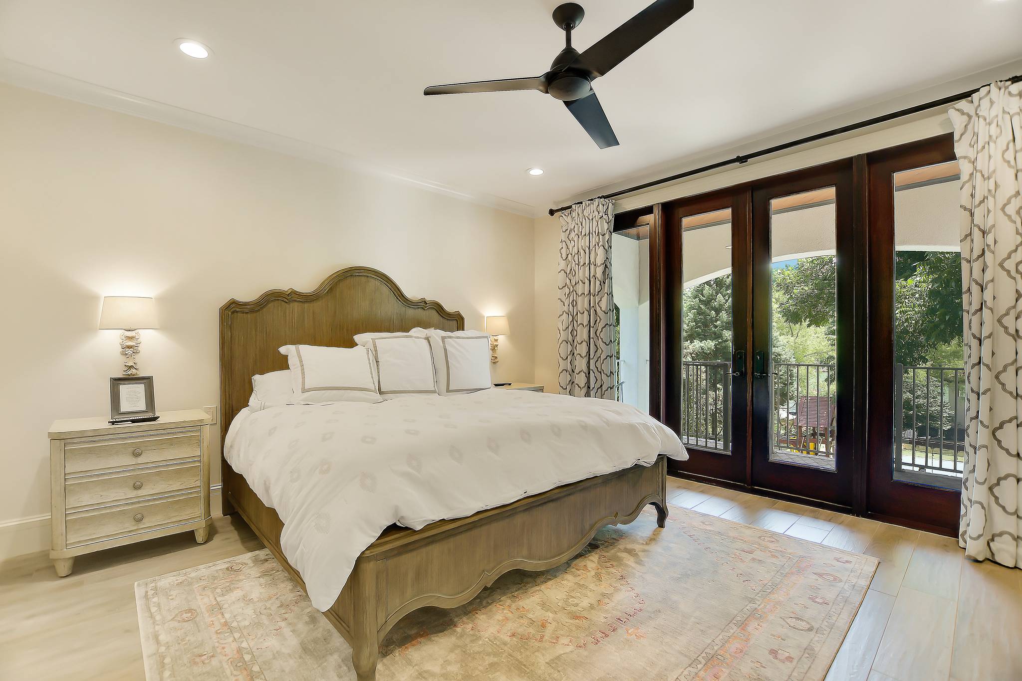 Catalpa Manor - Image 13