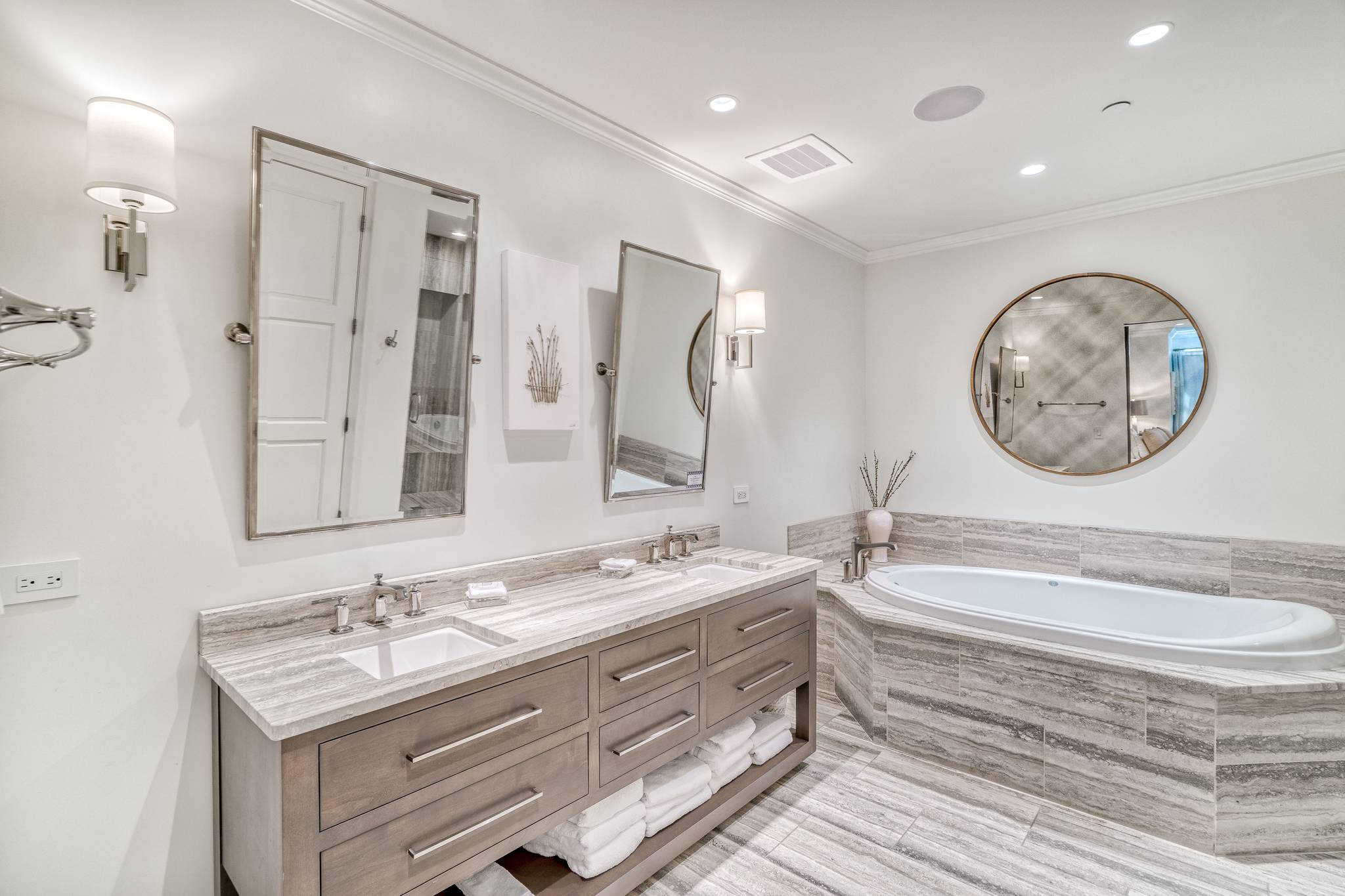 Blue Oasis Home - Image 27