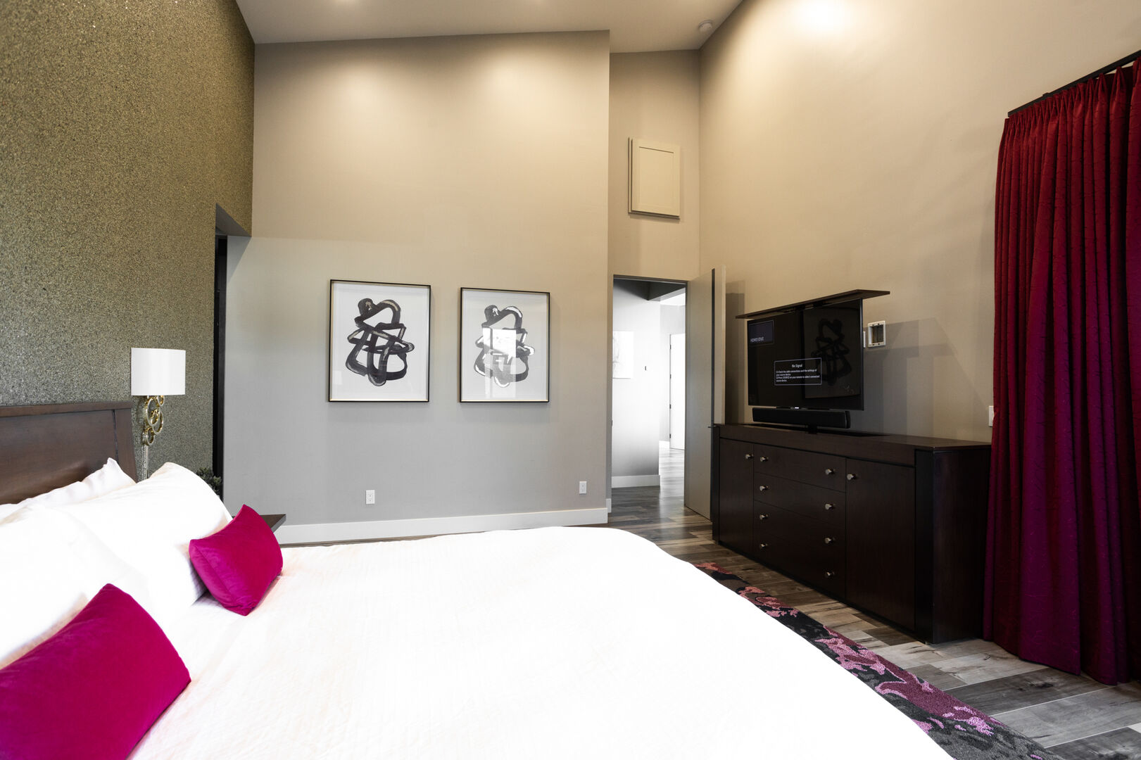 Camelback House - Image 20