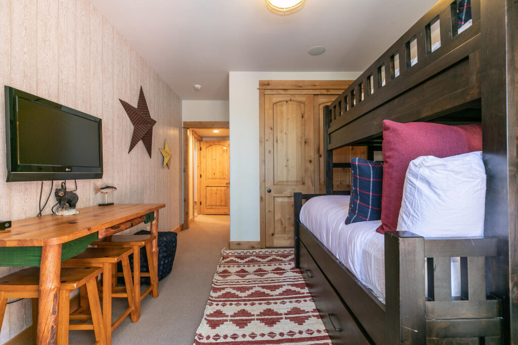 Chickadee Home - Image 22