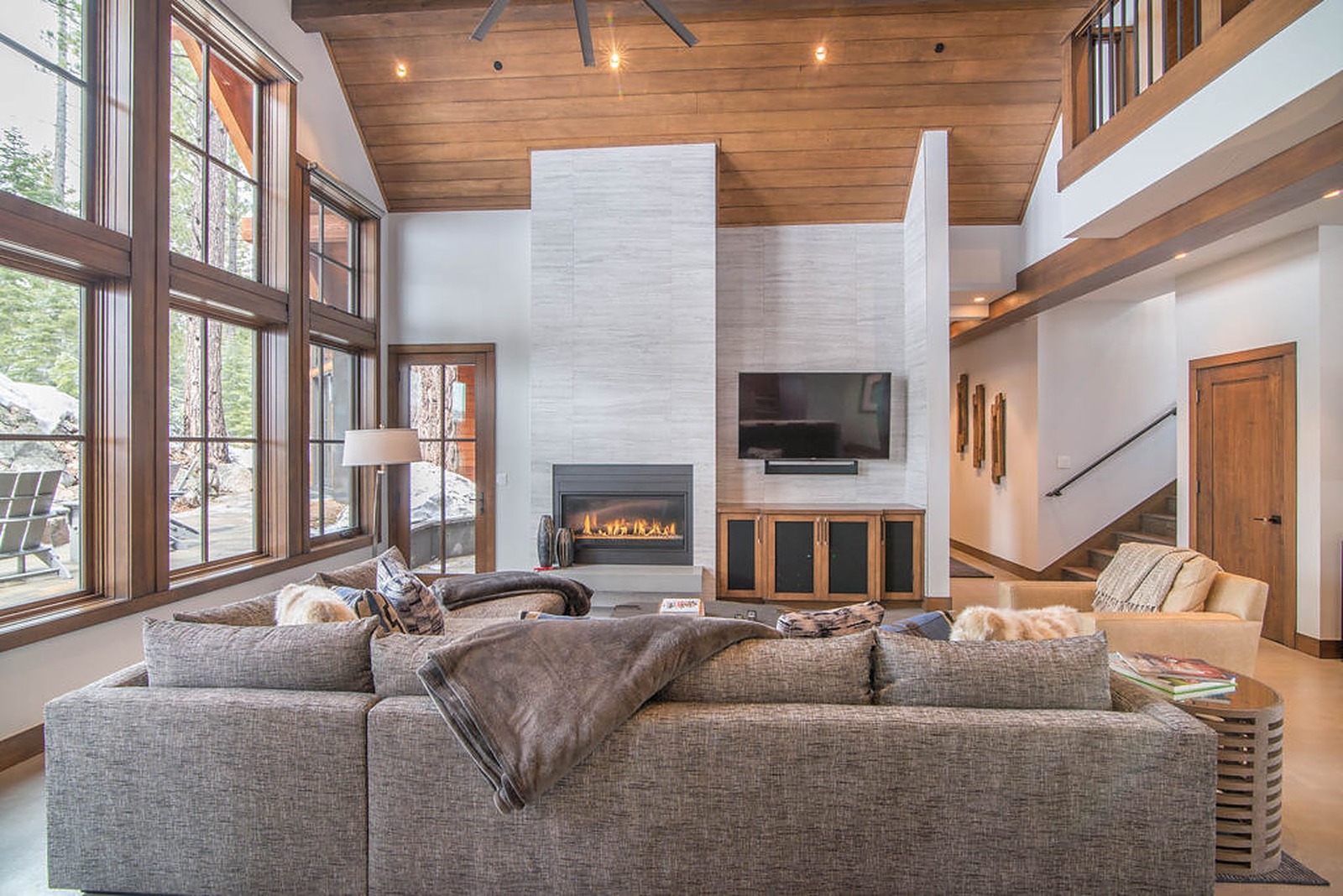 Pine House - Image 6