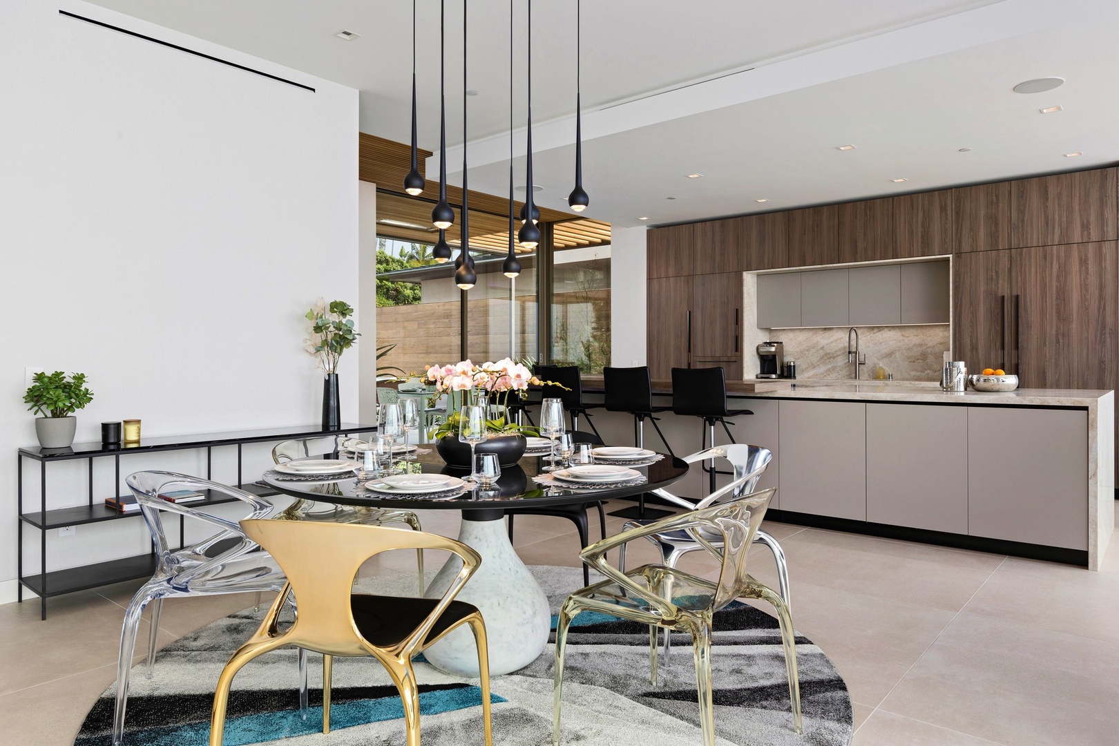 Blue Sapphire House - Image 8