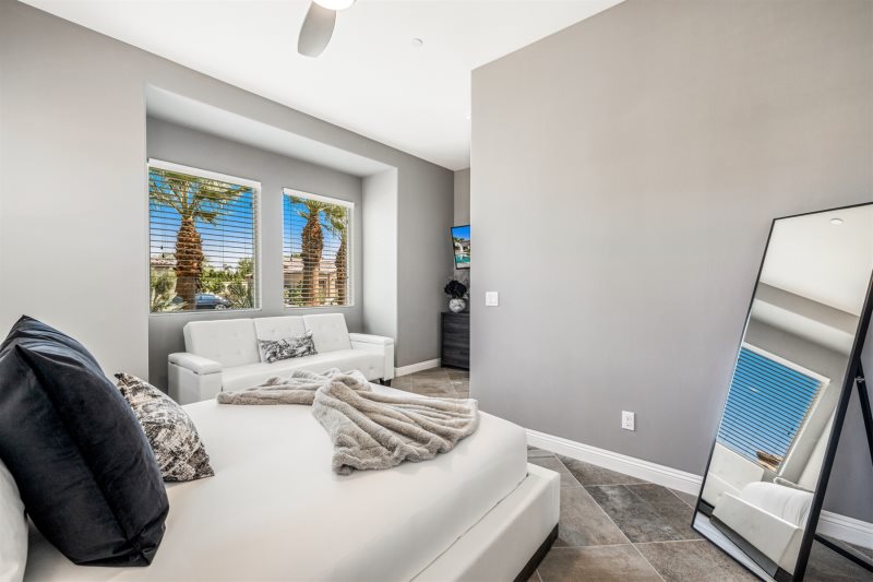 Selena Place - Image 34