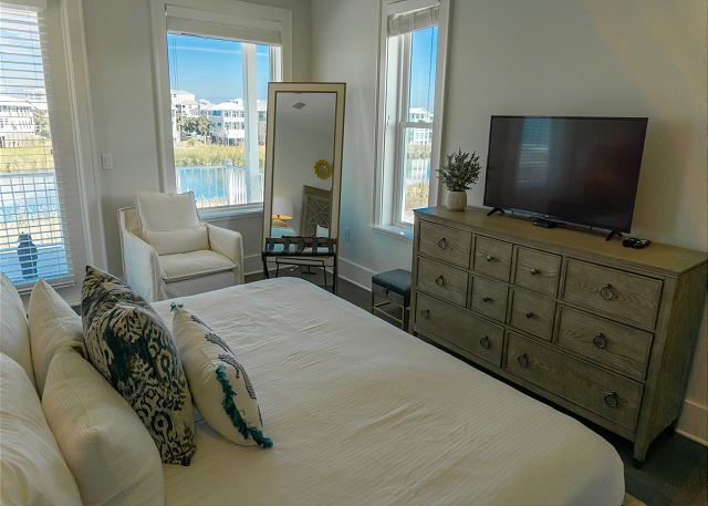 Pelican House - Image 13