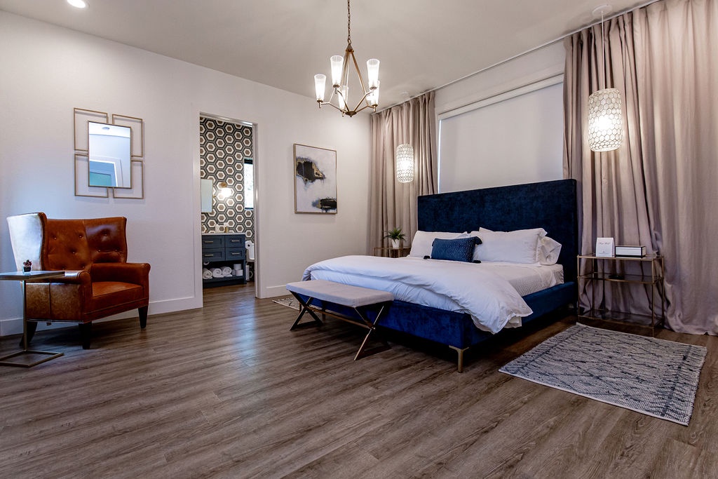 Sundown Manor - Image 59