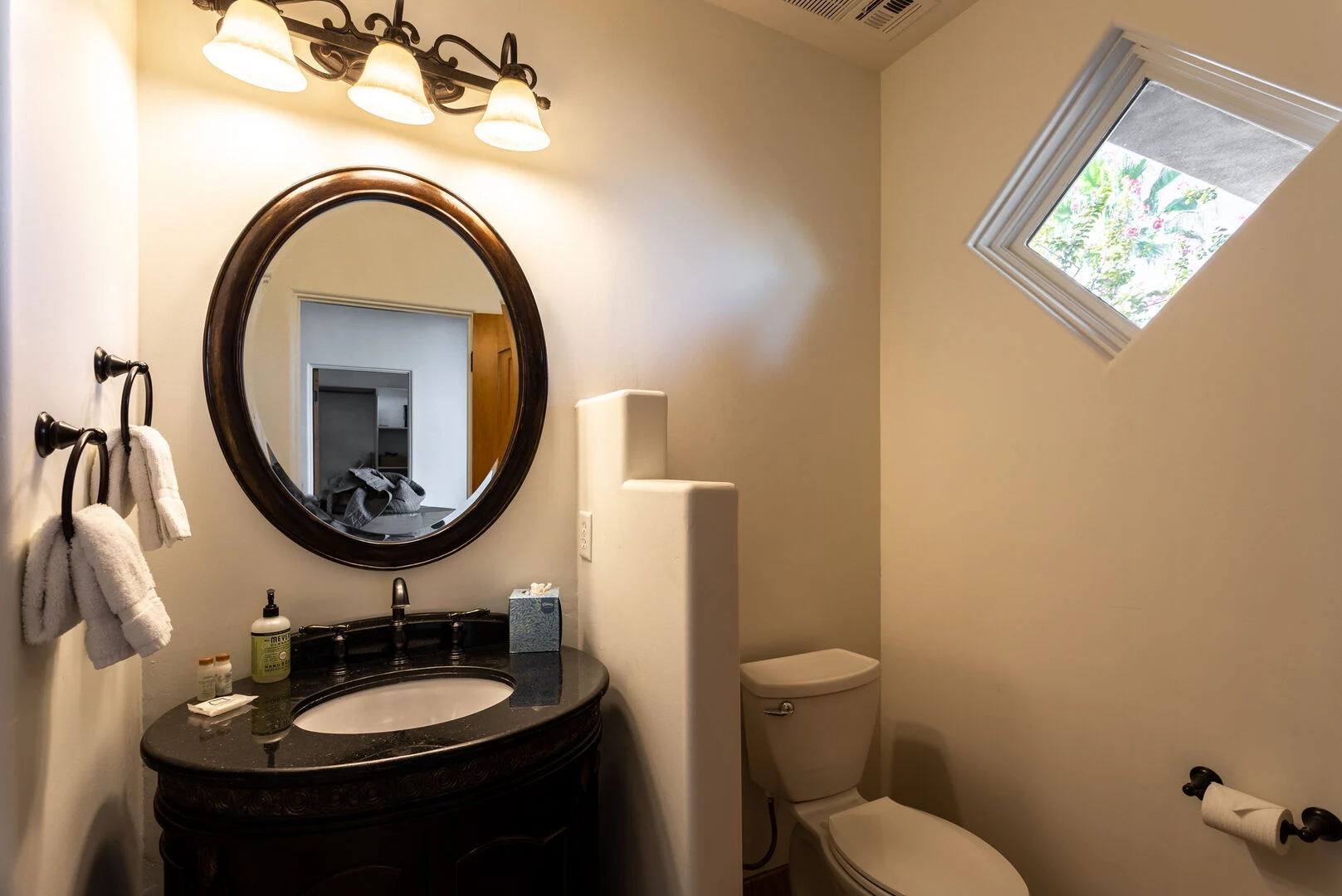 Isabella Manor - Image 8