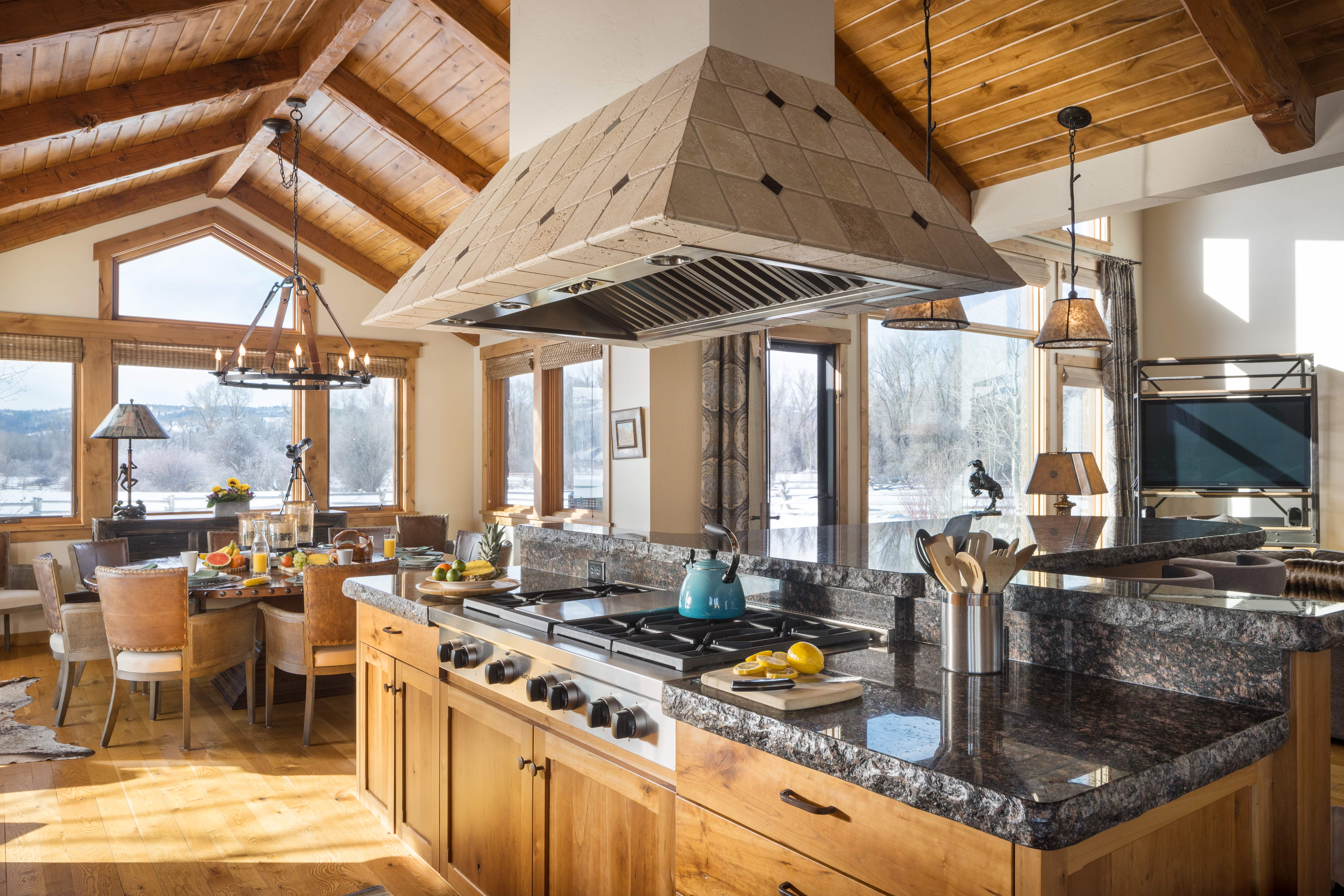 Runway Place - Image 5