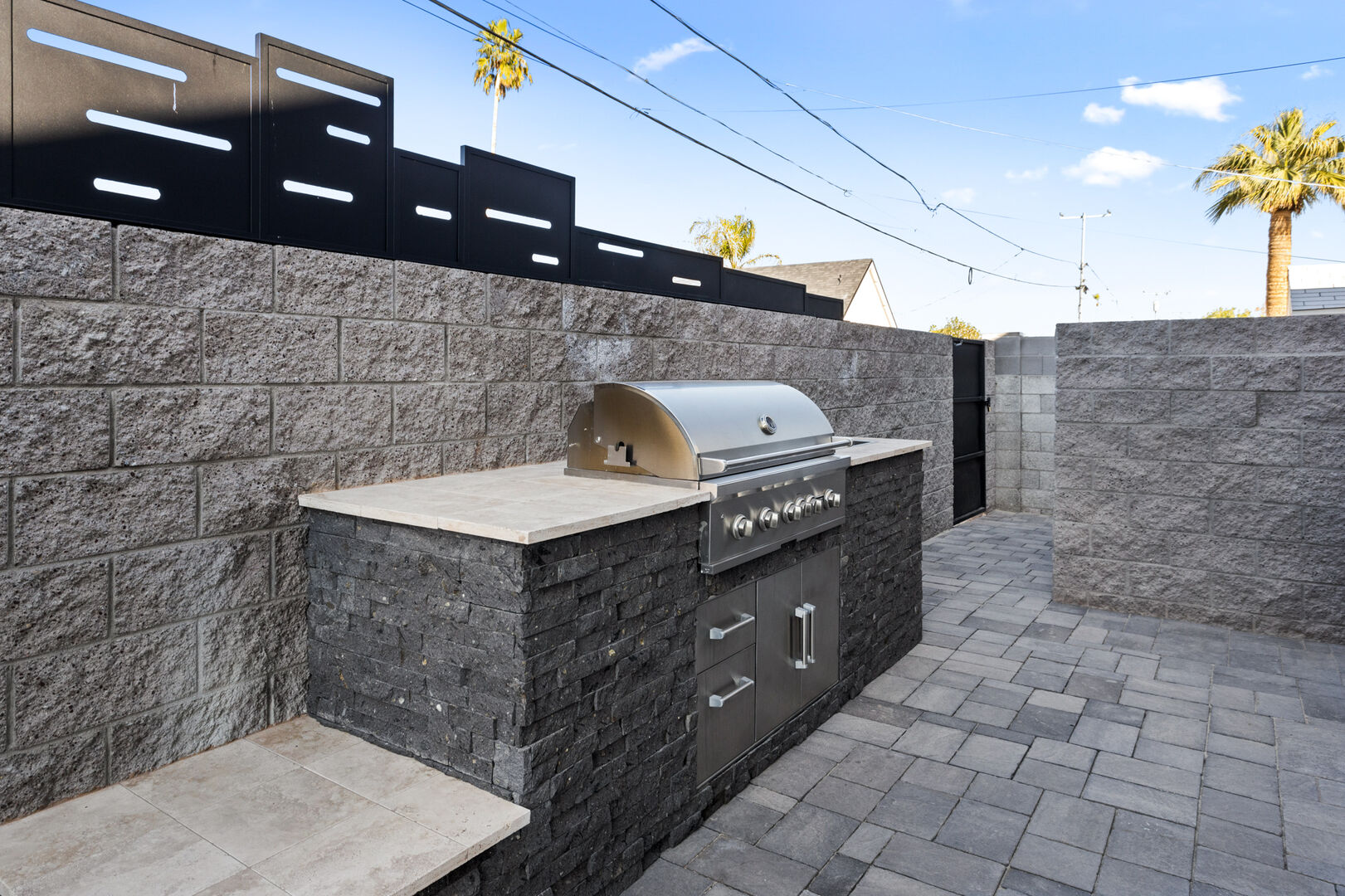 Camelback House - Image 39