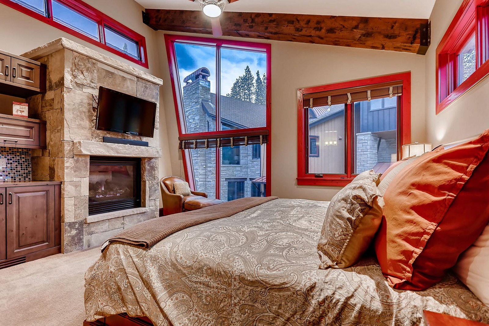 Snow Manor - Image 26