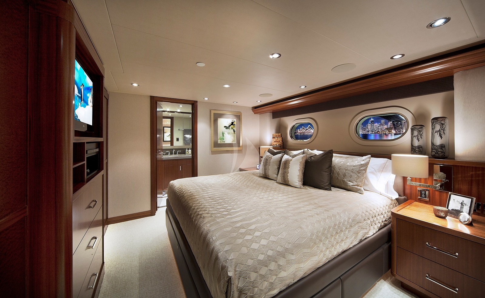 Pipe Dream Yacht - Image 19