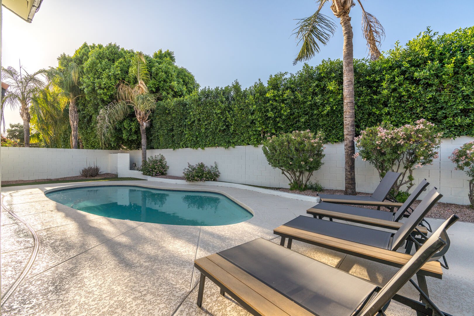 Sandra Place - Image 34