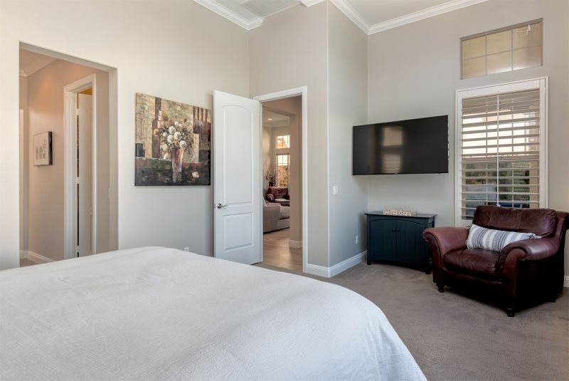 Scenic Fairway Home - Image 15