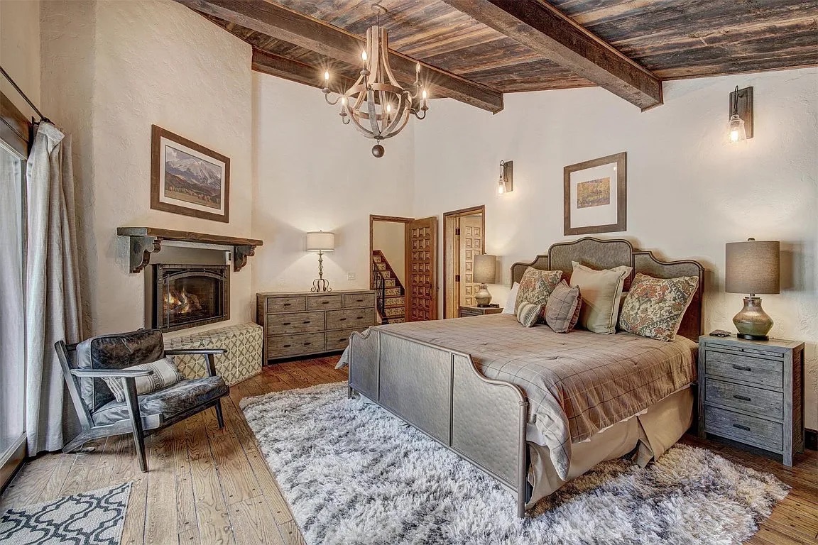 Creekside Chateau - Image 30