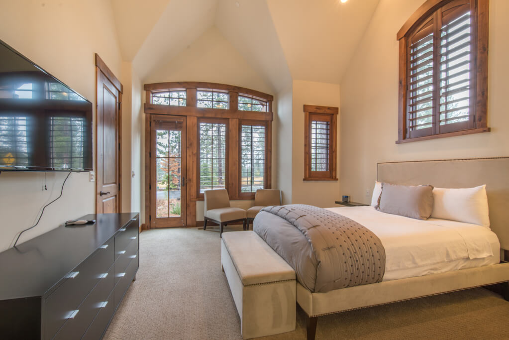 White Fir Home - Image 19