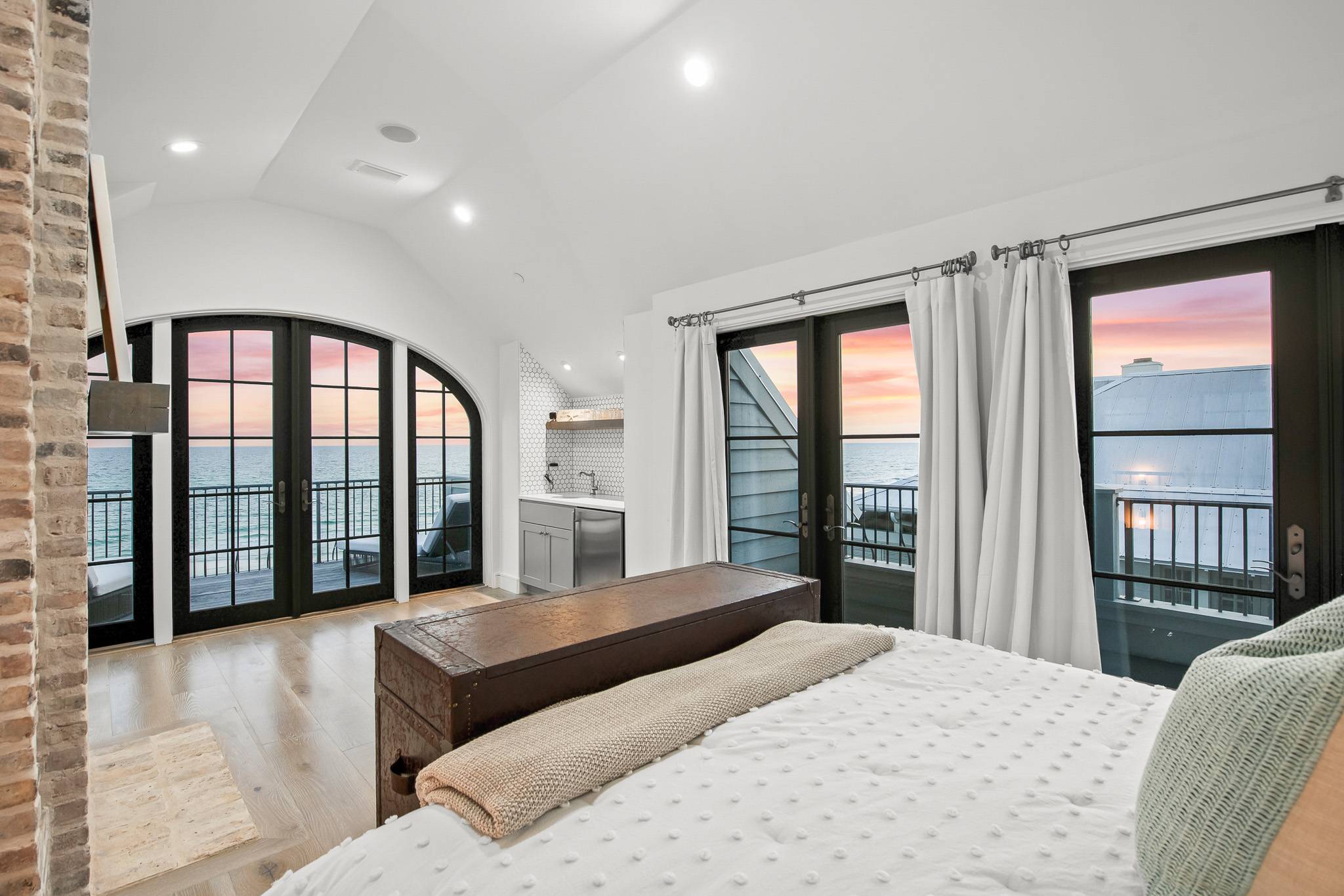 Hamlet Manor - Image 39