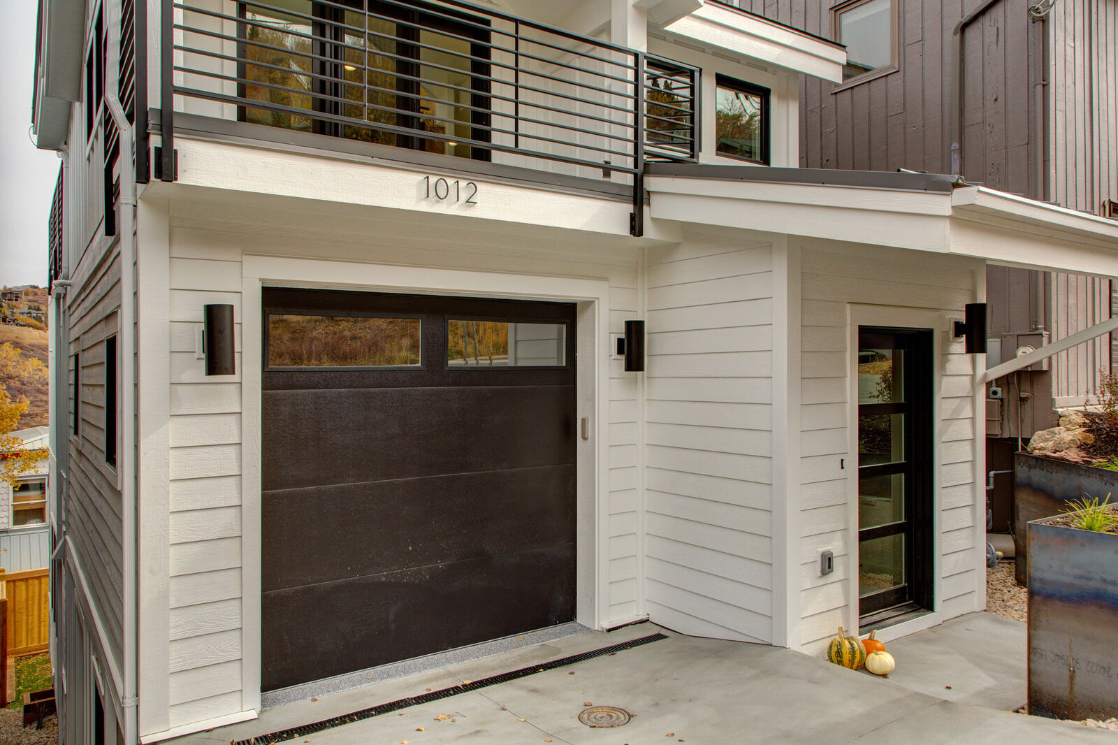 Lowell House - Image 45