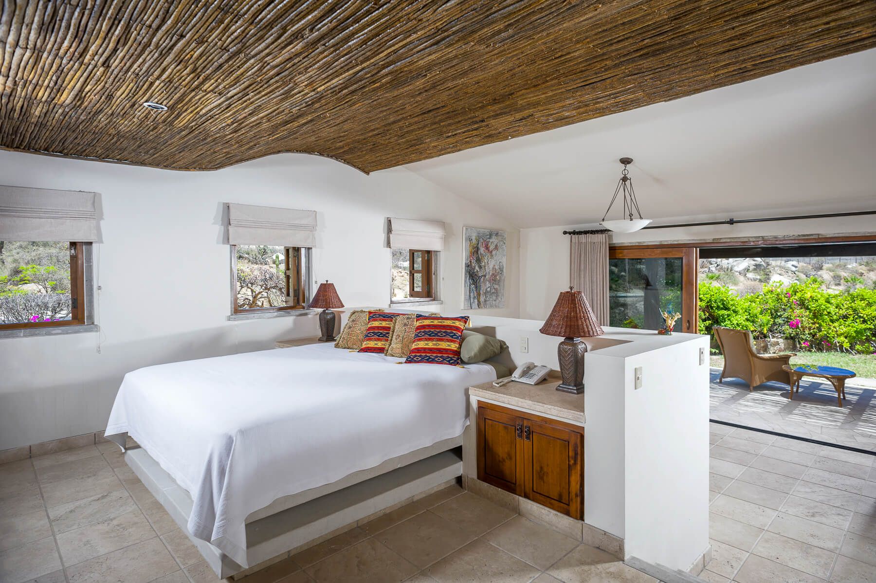 Rosa Amarilla Manor - Image 10