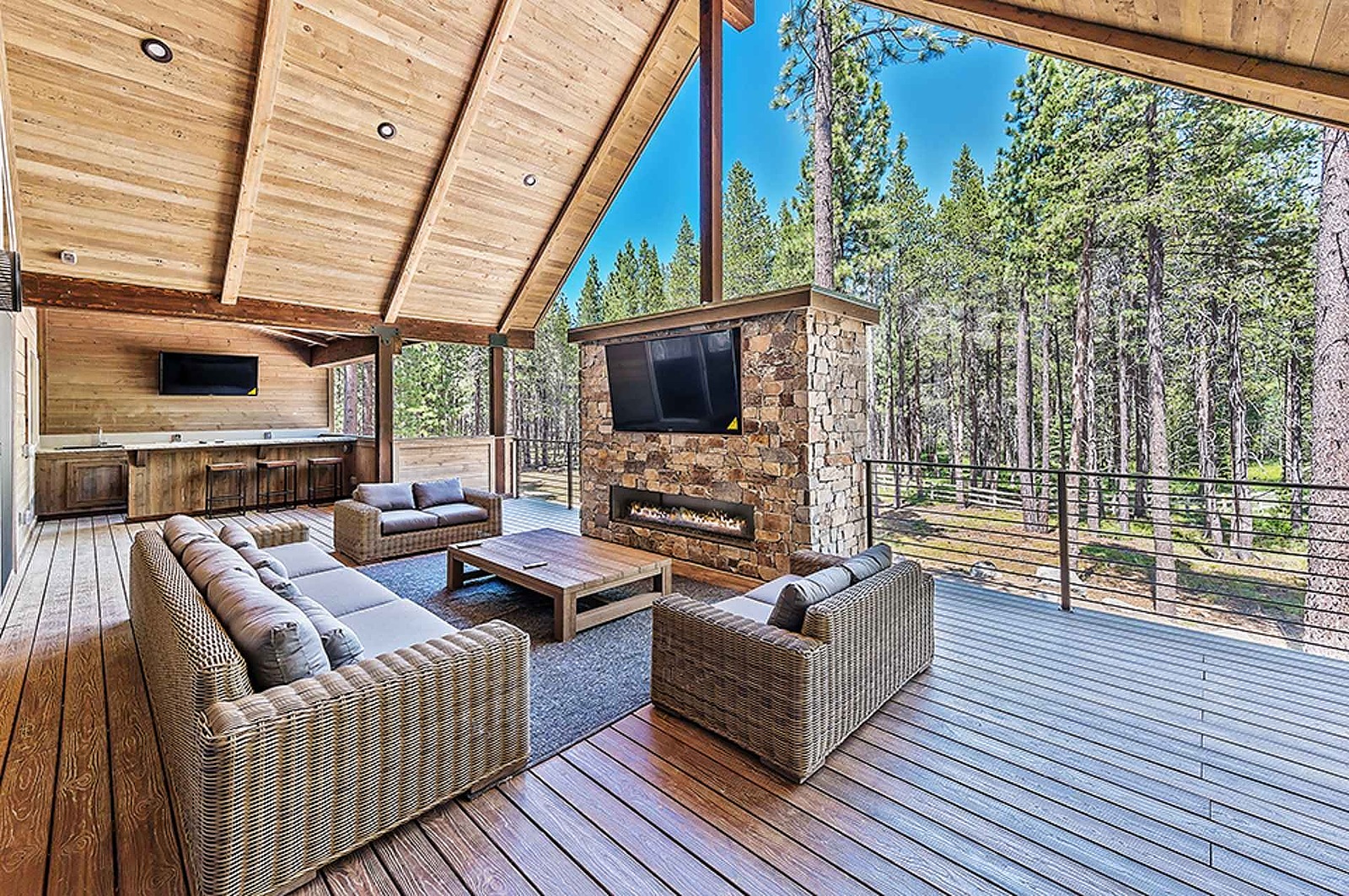 Pine Estate - Image 15