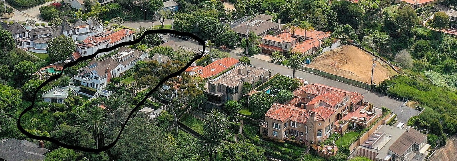 Field Villa - Image 43