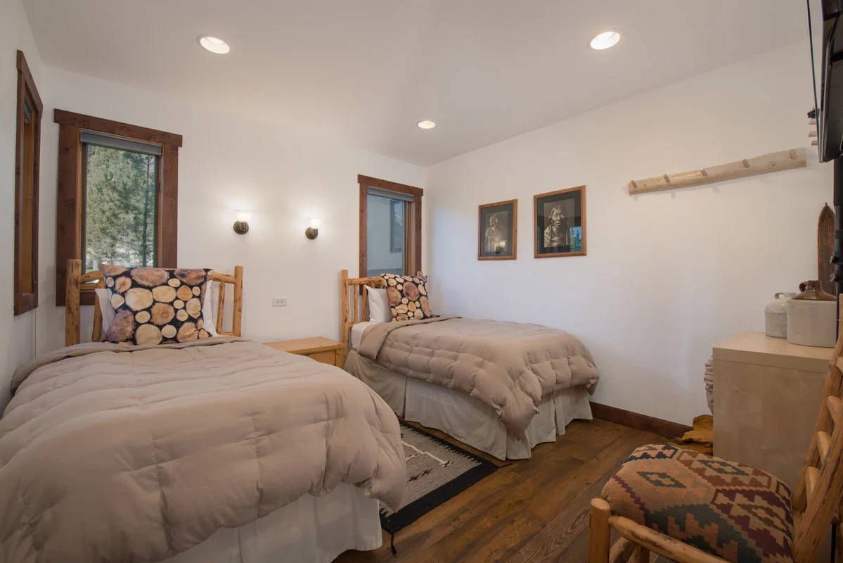 Michael Home - Image 7