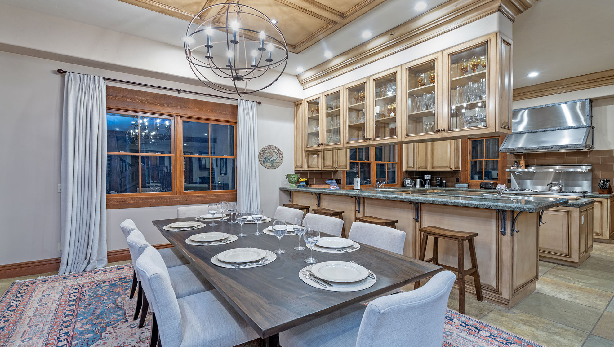 Peaks Manor - Image 7