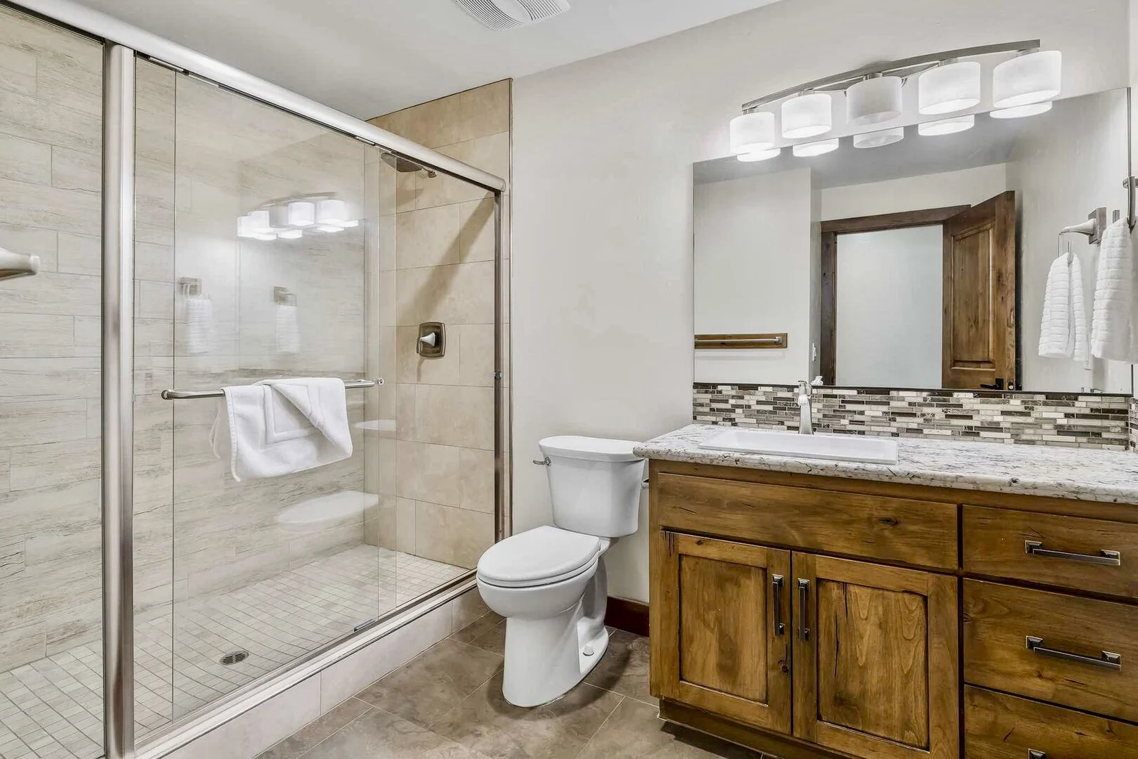 Ute Manor - Image 26