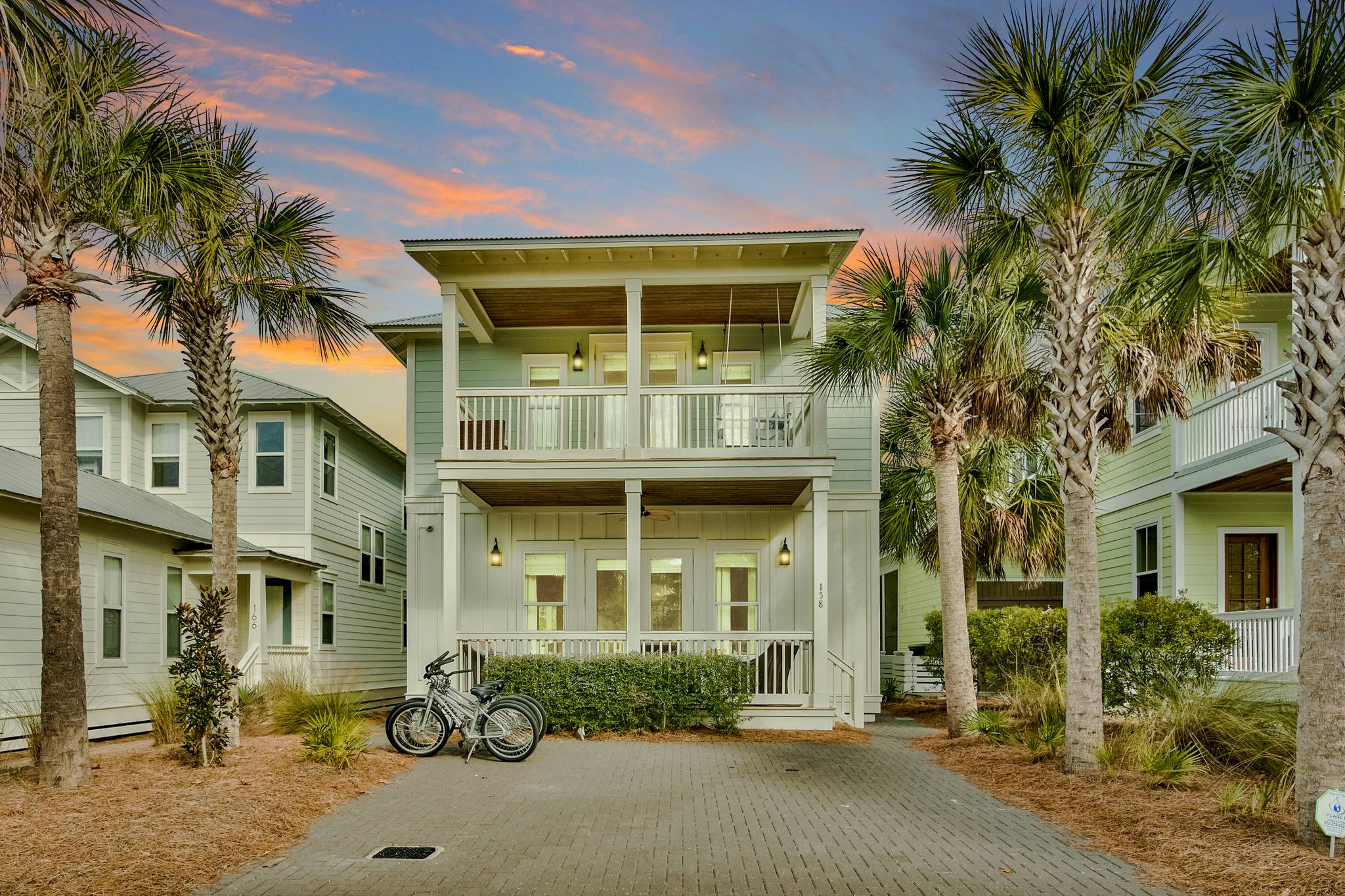 Blue Crab House - Image 33