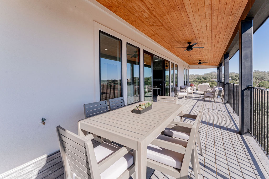 Clark Villa - Image 38