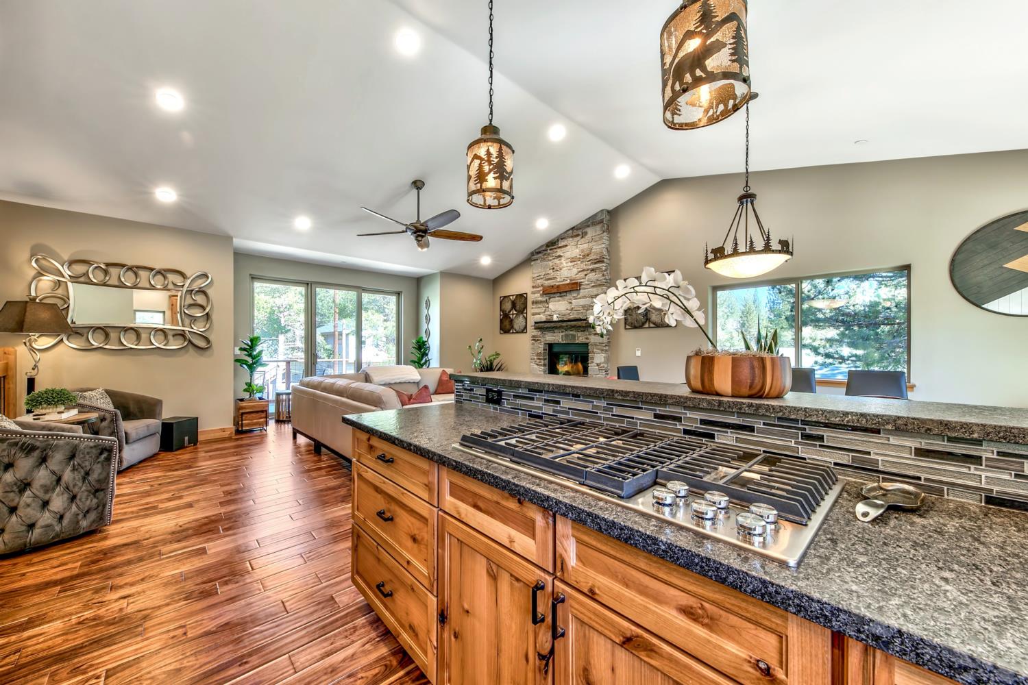 Cornelian House - Image 13