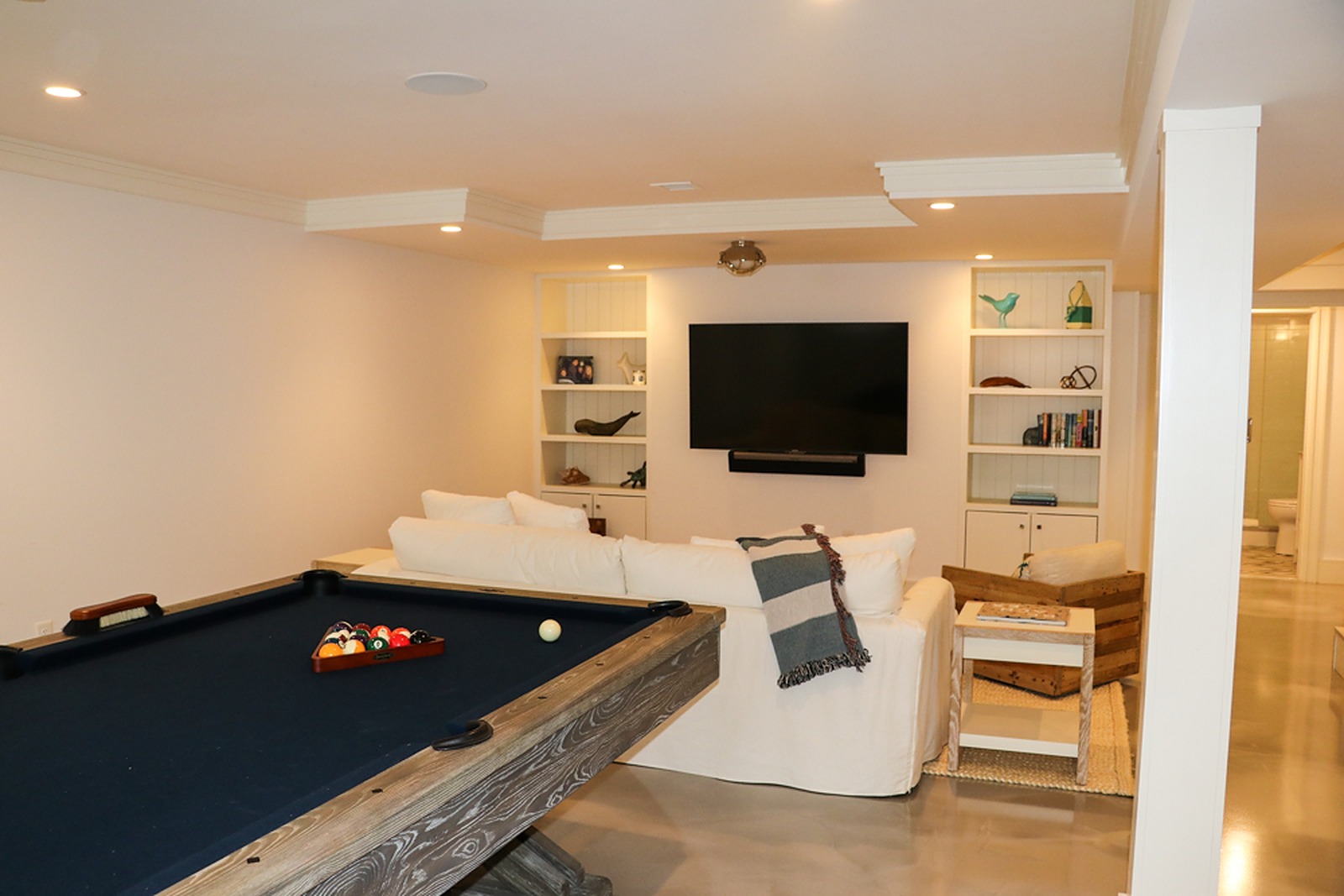 Rose Manor - Image 13