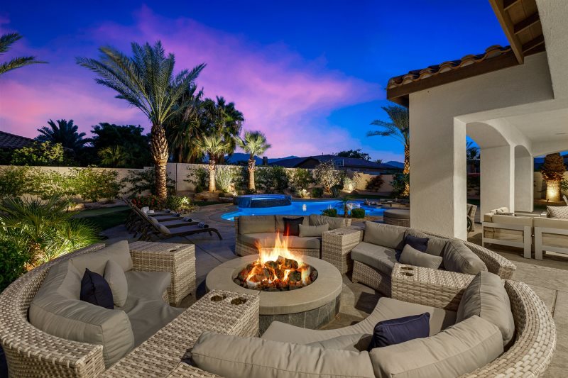 Selena Place - Image 44