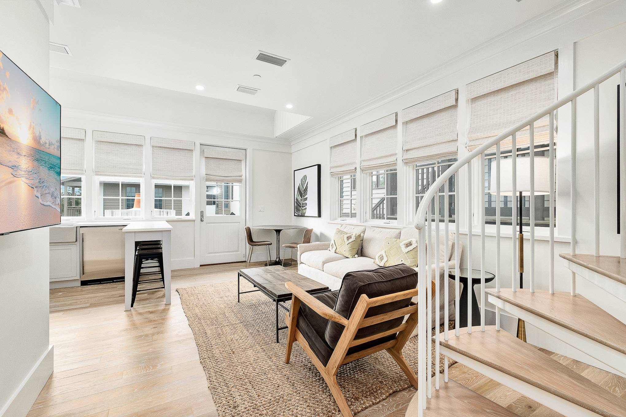 Blue Tang Home - Image 3