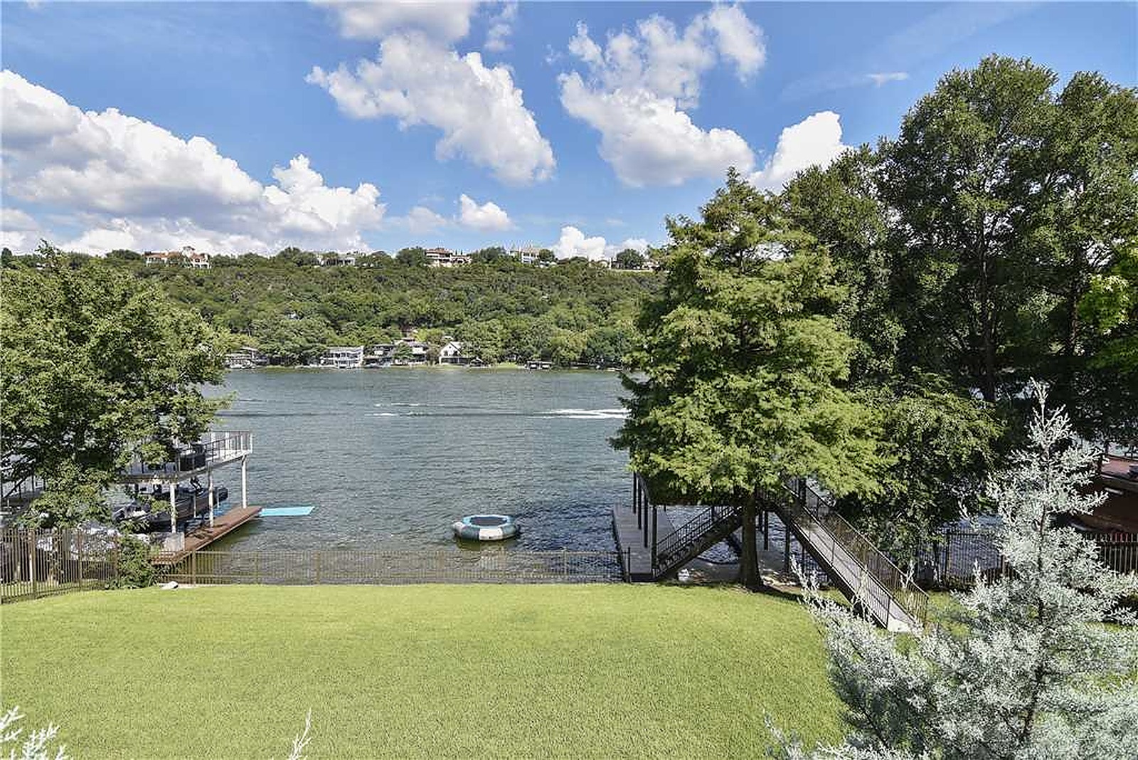 Robbins House - Image 22