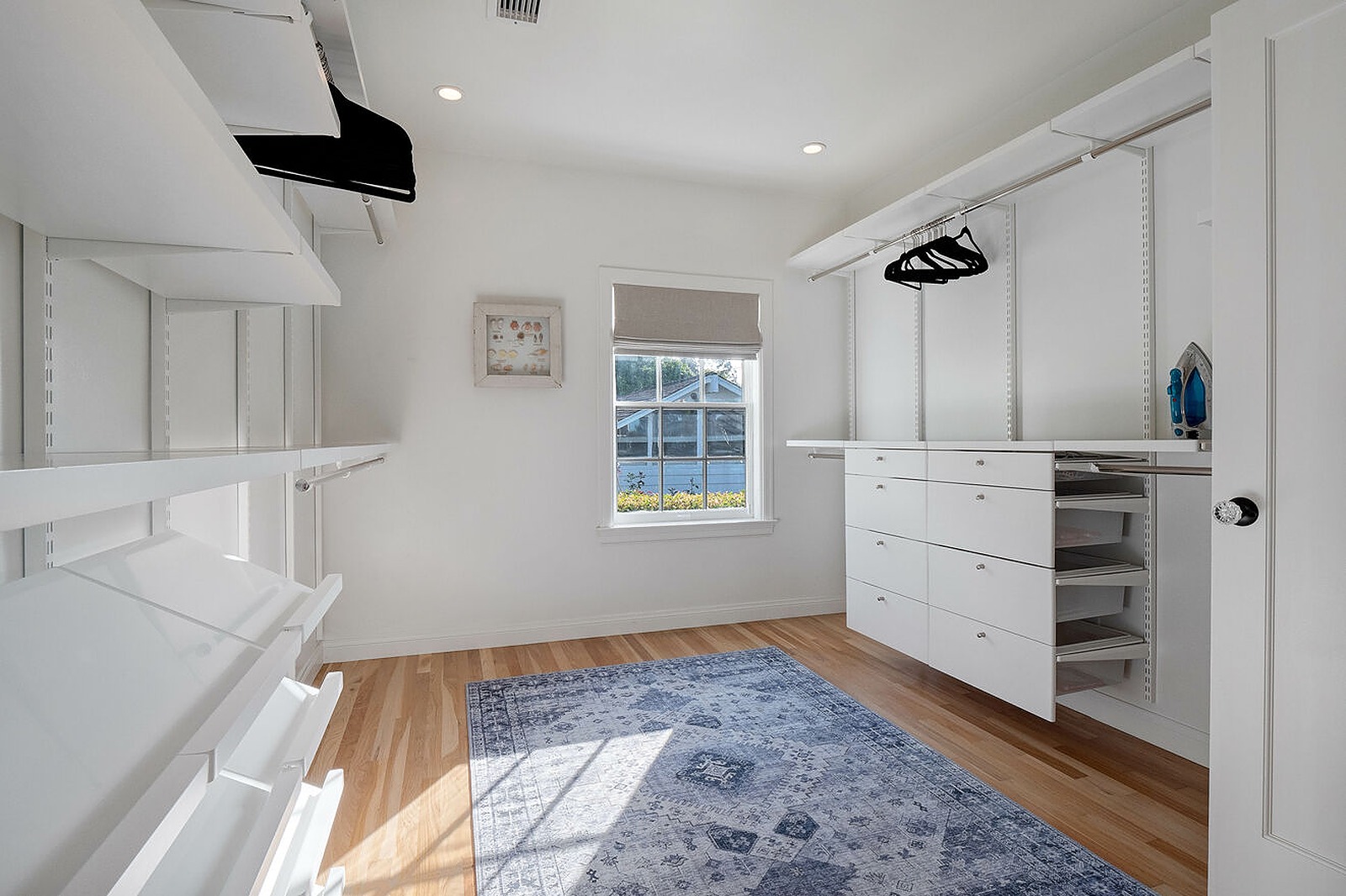 Field Villa - Image 25