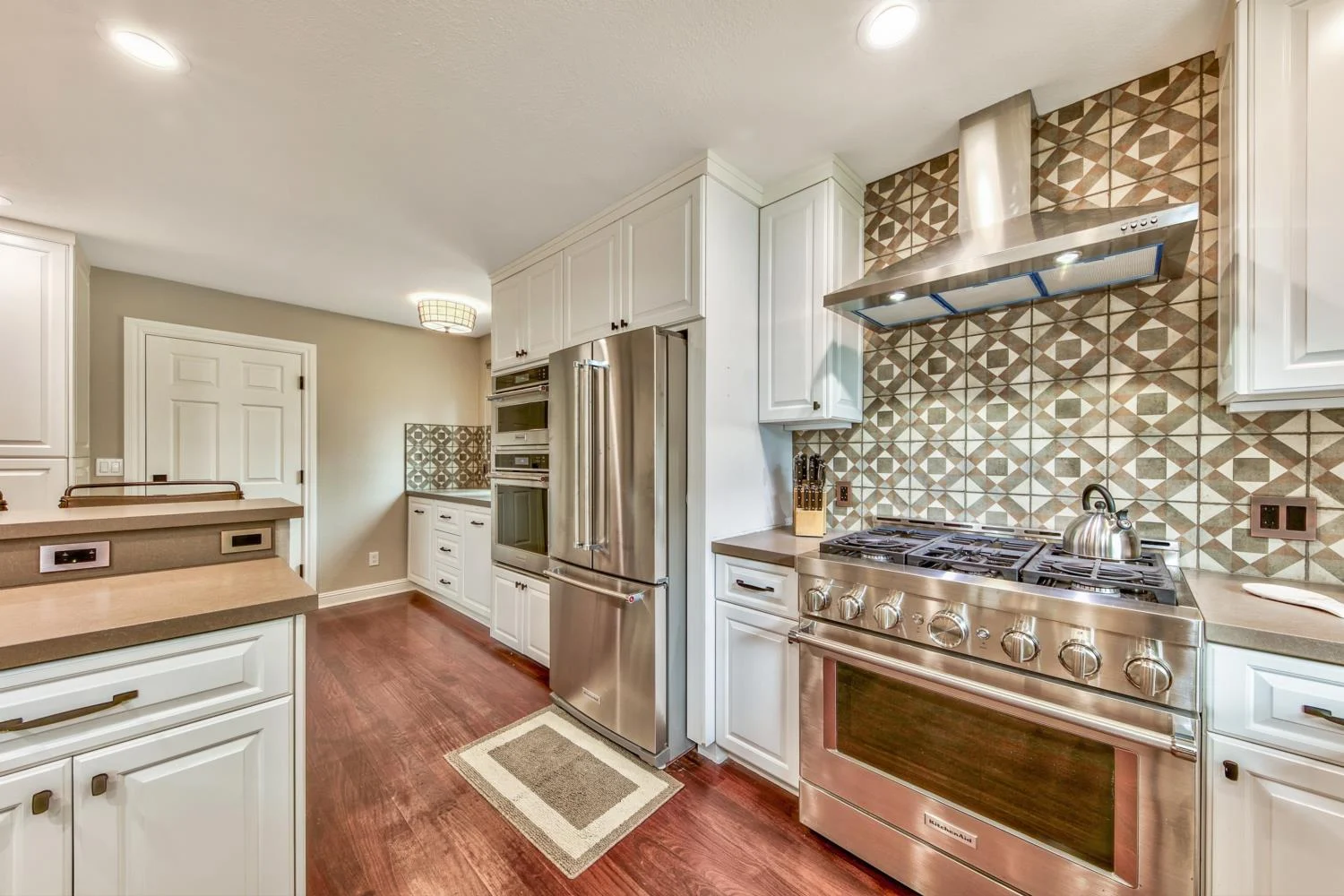 Barton House  - Image 8