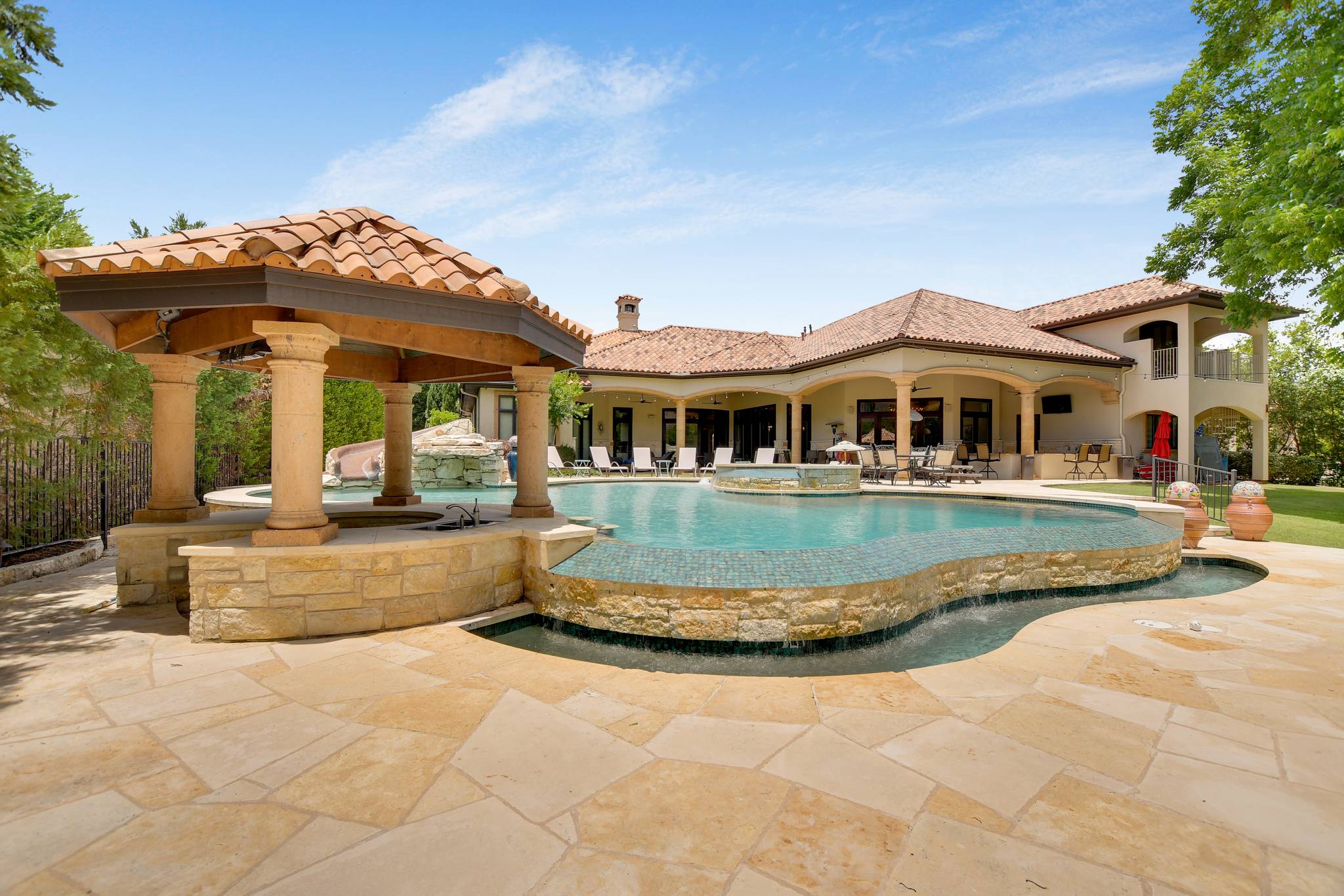 Catalpa Manor - Image 35