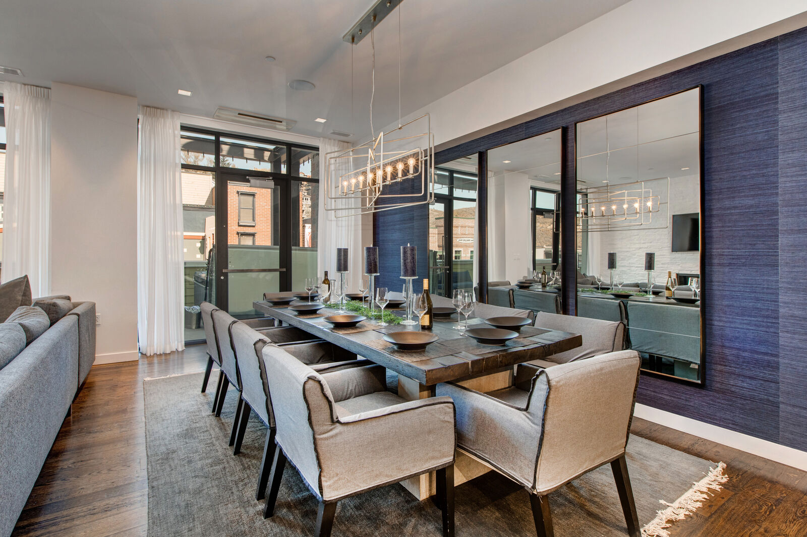 Main Home - Image 20