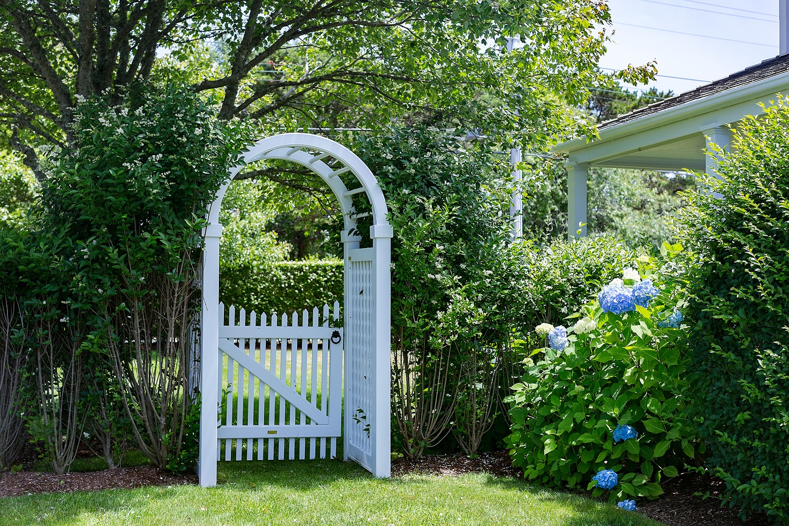 Jennifer House - Image 39