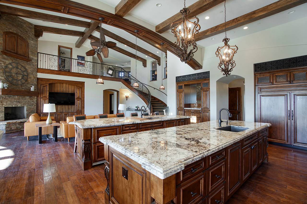 Infinity Manor - Image 4