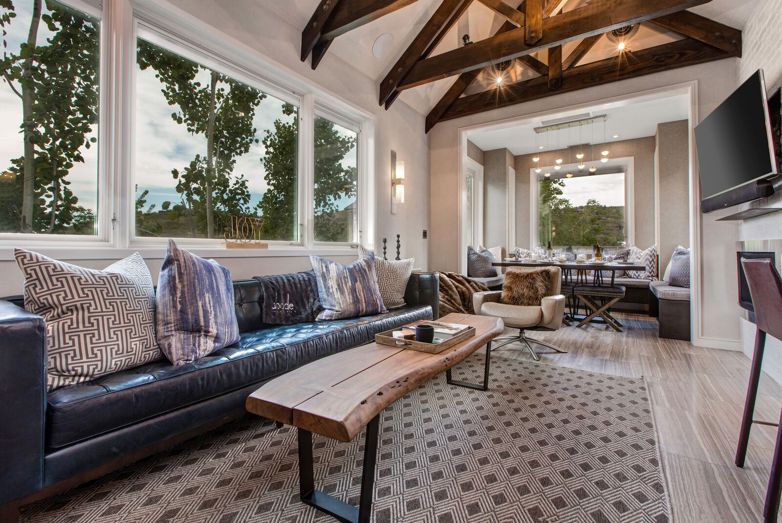 Boulder House - Image 14