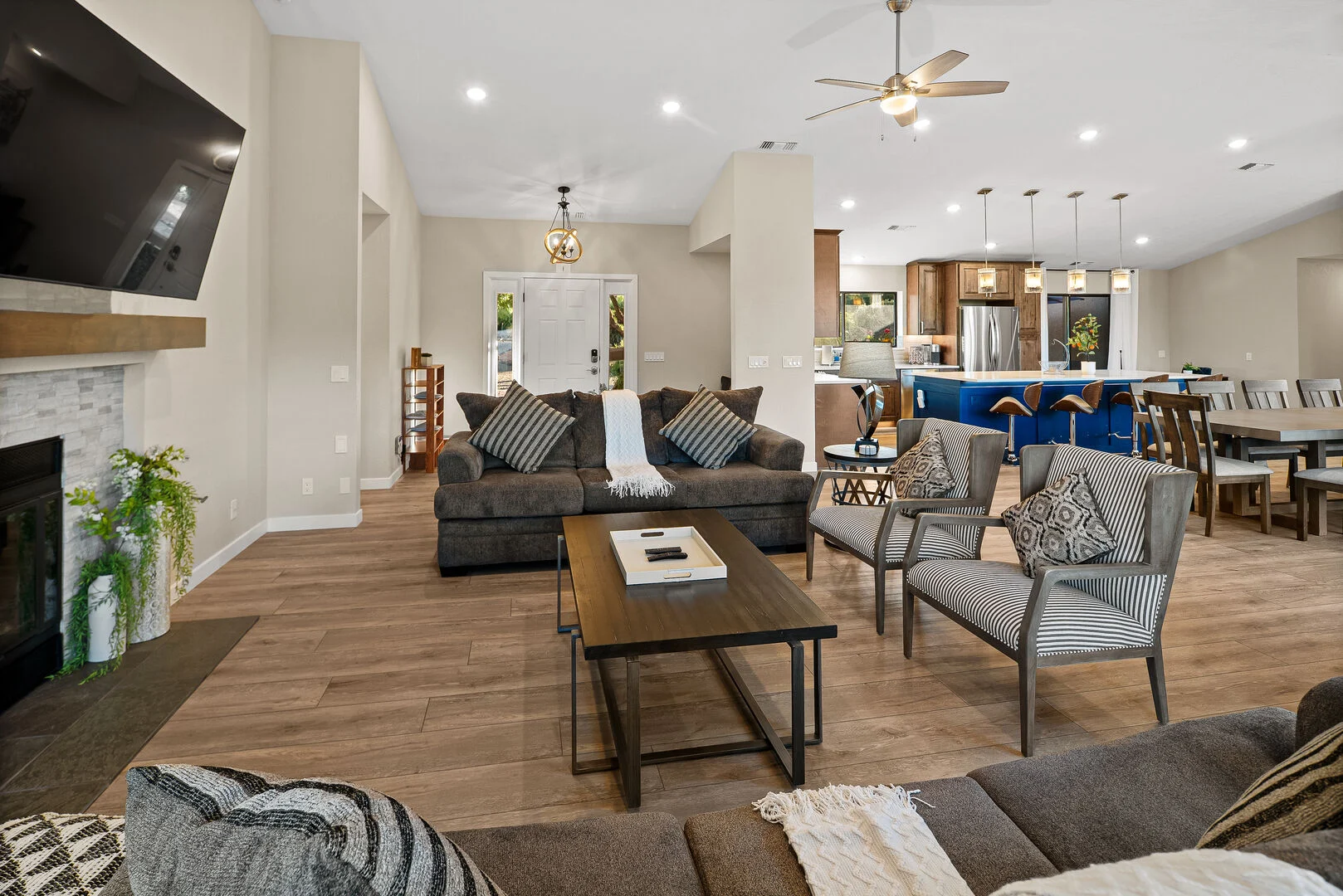 Saddle Peak Home - Image 2