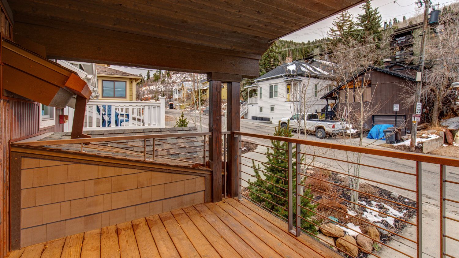 Empire House - Image 24