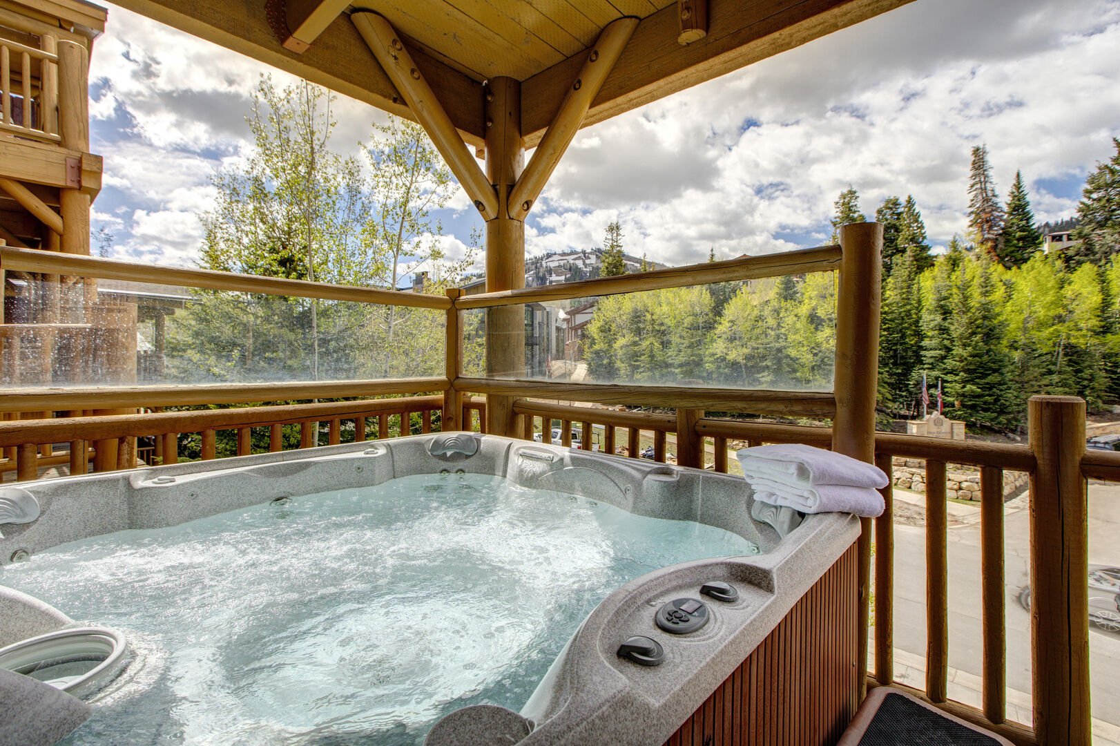 Deer House - Image 14